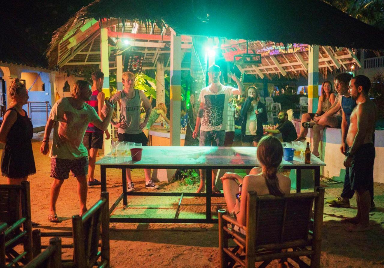 Asia Blue - Beach Hostel Hacienda Ko Pha Ngan Exterior photo